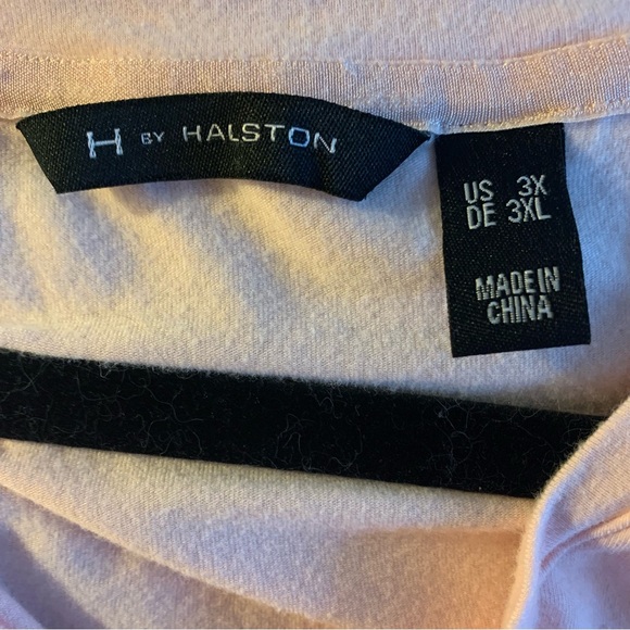 H by Halston Short-Sleeve
V-Neck Tunic w/ Asymmetrical Lace He
Pure Pink Size 3X - Picture 3 of 6